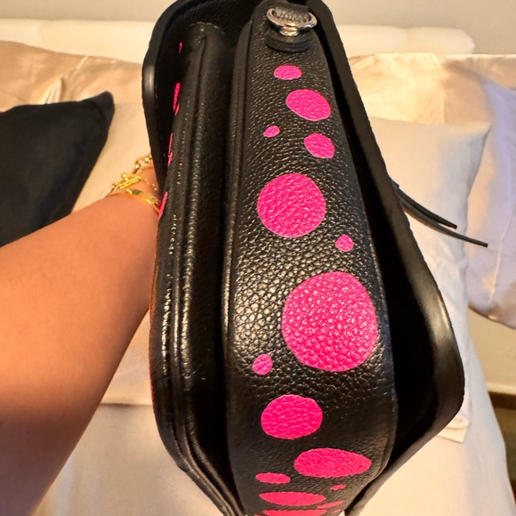 Louis Vuitton Black and Pink Crossbody Bag - Picture 9 of 16